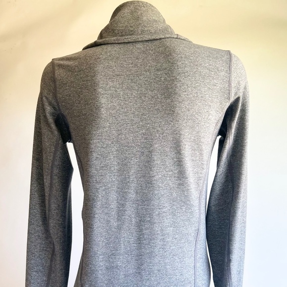 Lululemon Define Grey Full Zip Sport Jacket size 6 - Picture 6 of 13